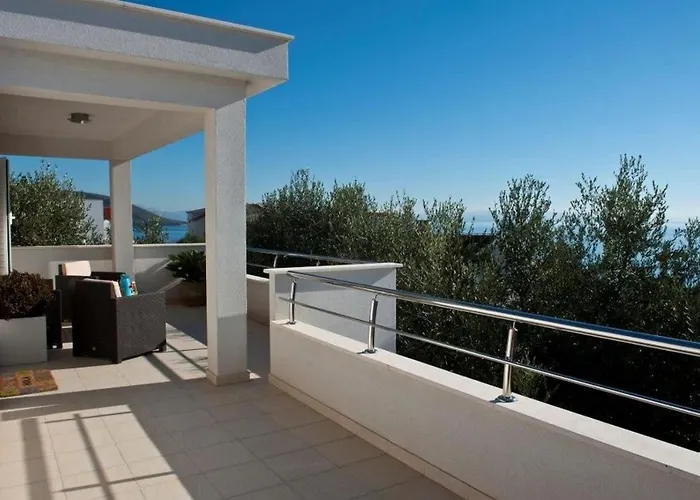 Doris * Трогір